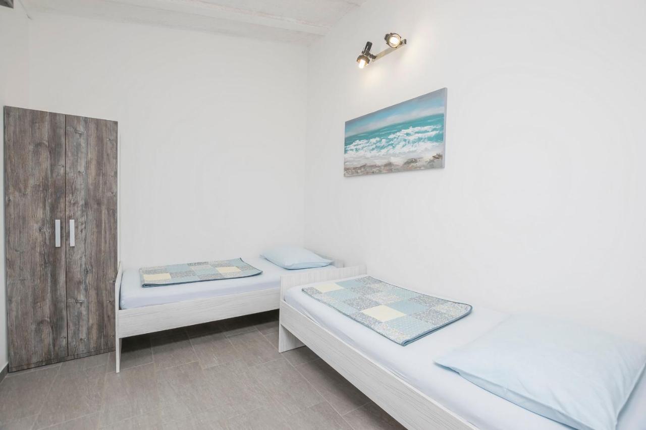 Apartments Mira بريفلاكا المظهر الخارجي الصورة