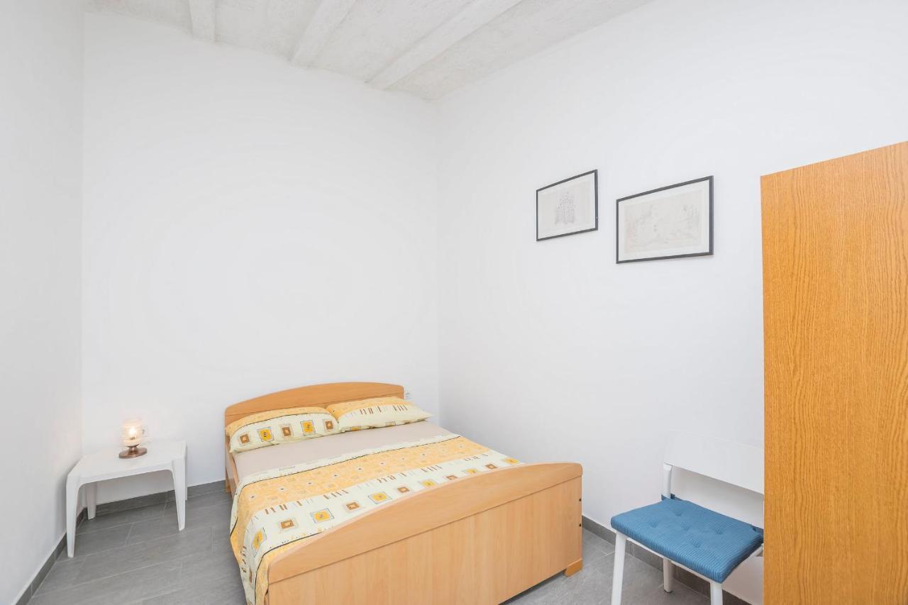 Apartments Mira بريفلاكا المظهر الخارجي الصورة