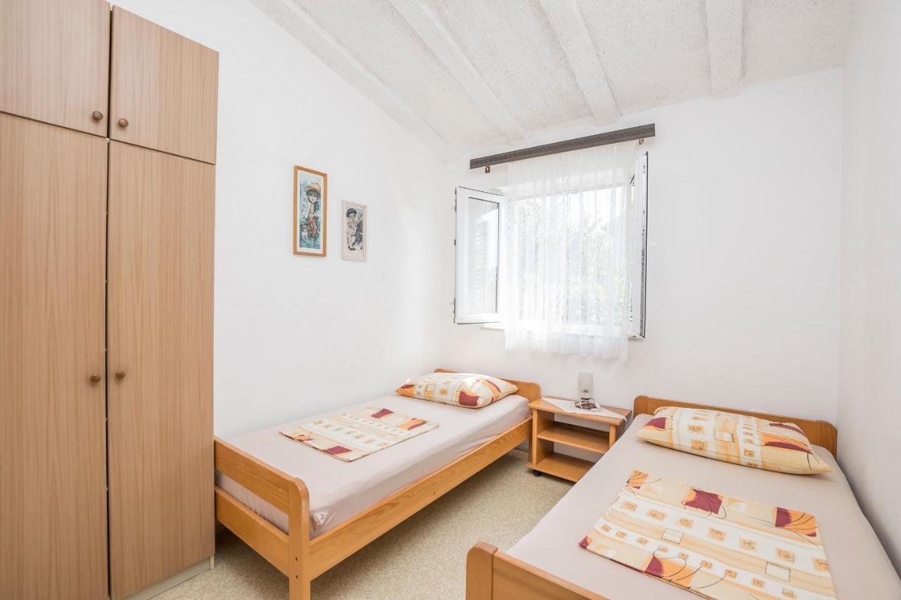 Apartments Mira بريفلاكا المظهر الخارجي الصورة
