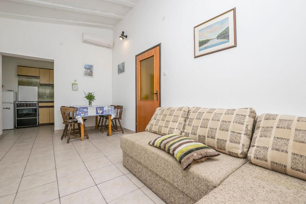 Apartments Mira بريفلاكا المظهر الخارجي الصورة