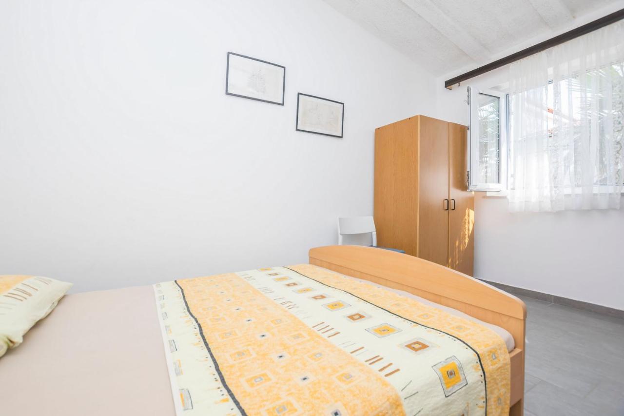 Apartments Mira بريفلاكا المظهر الخارجي الصورة